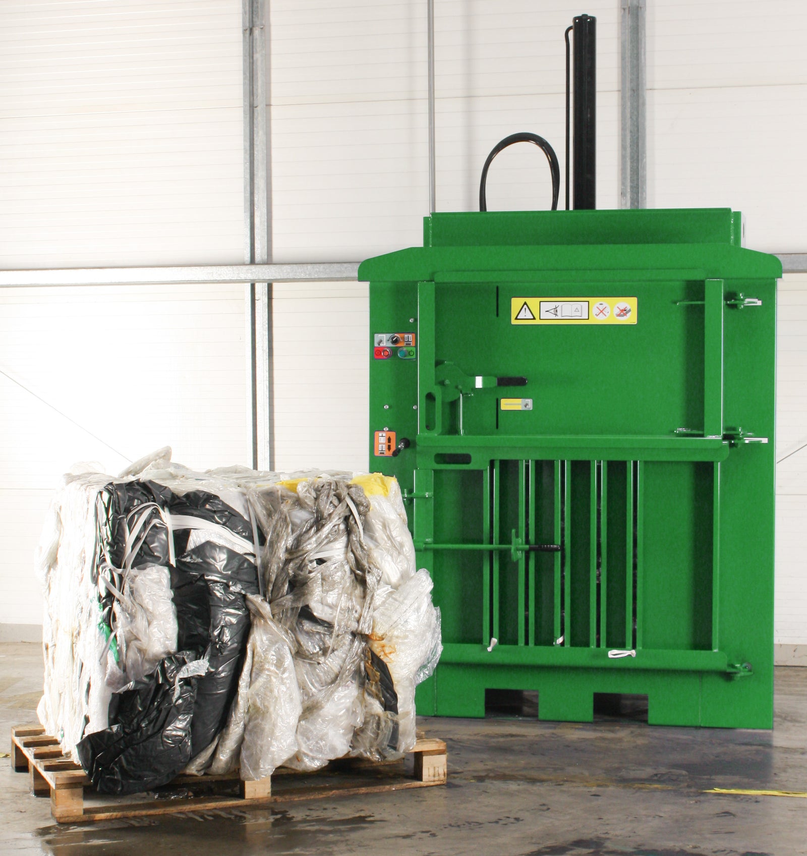 PB150 Vertical Baler