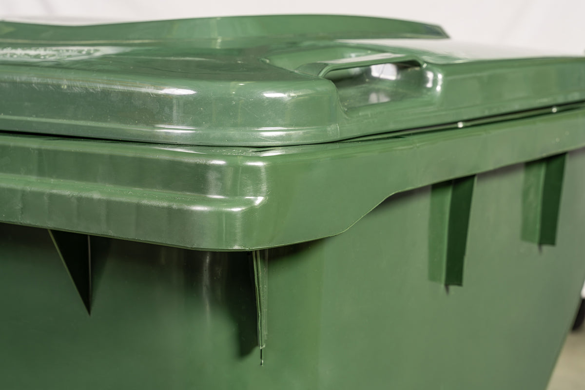 MGB240 Plastic Wheelie Bin 240L