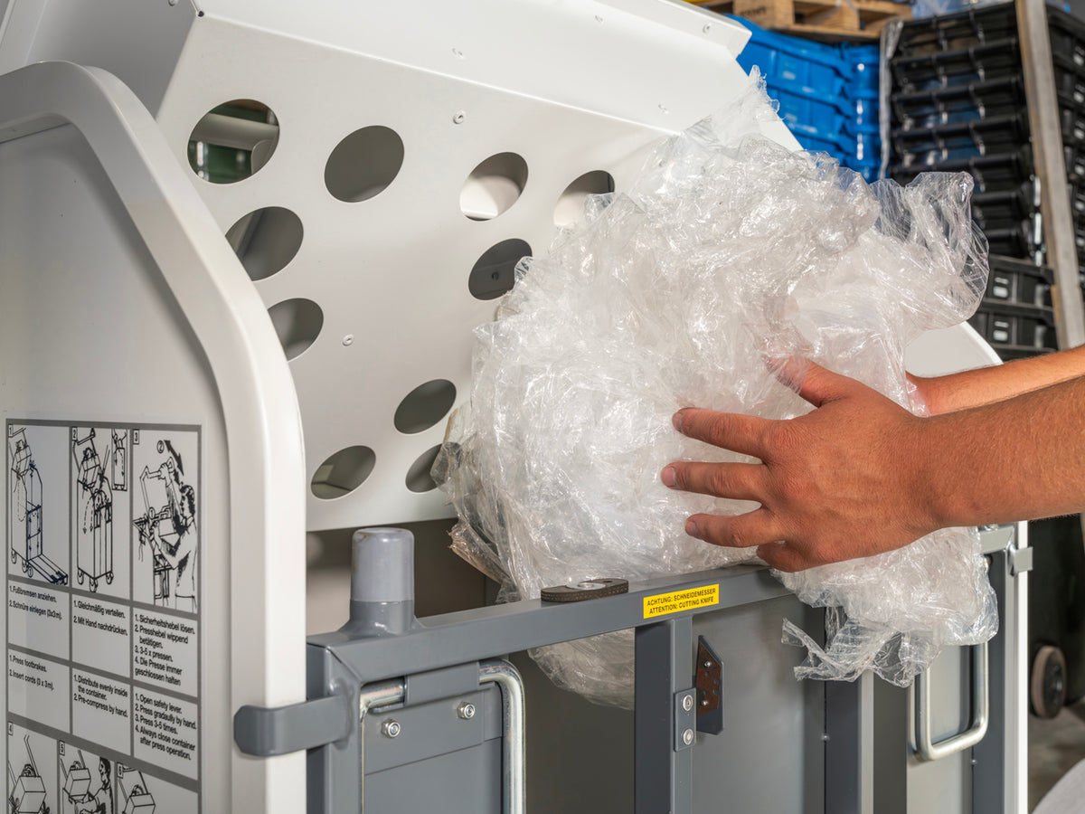 V-Press 60 Vertical Baler (Manual)